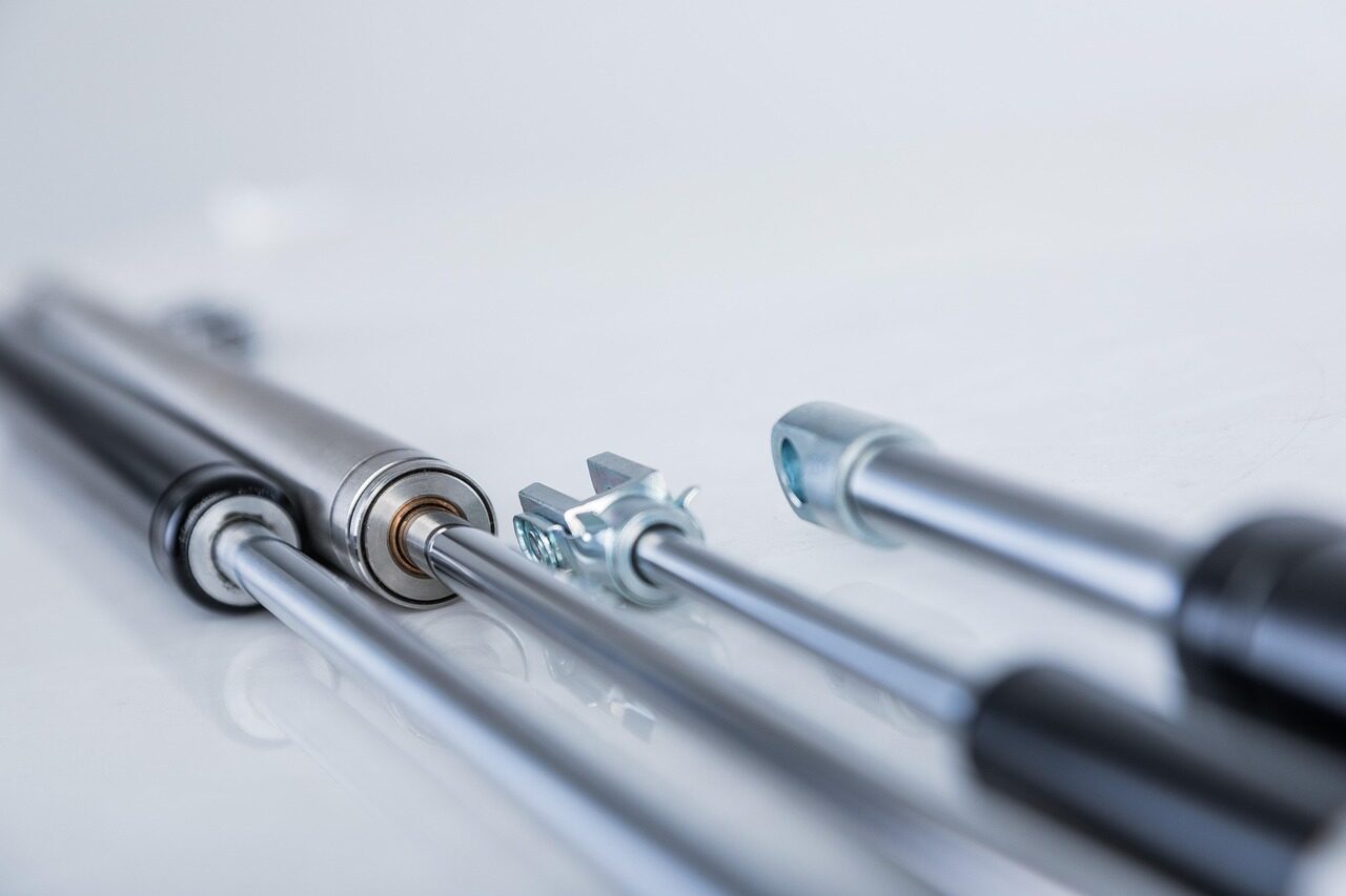 gas struts, gas shock, gas filled springs, air springs, air struts, air shock, amortisseurs à gaz, resorts a gaz, resorts gonflés à gaz, resorts a air, amortisseurs à air, compression, tension, force, piston, rod, seal, vapor, extend, retract, stroke, pressure, end fittings, mounting brackets, rod clevises